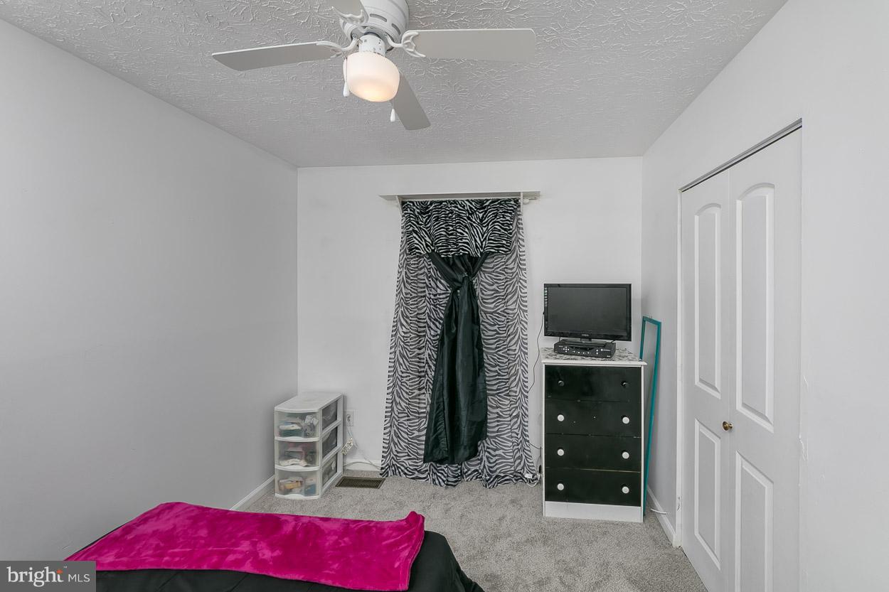 7614 Gladstone Road Baltimore, MD 21244 - Photo 14 of 23 Bedroom