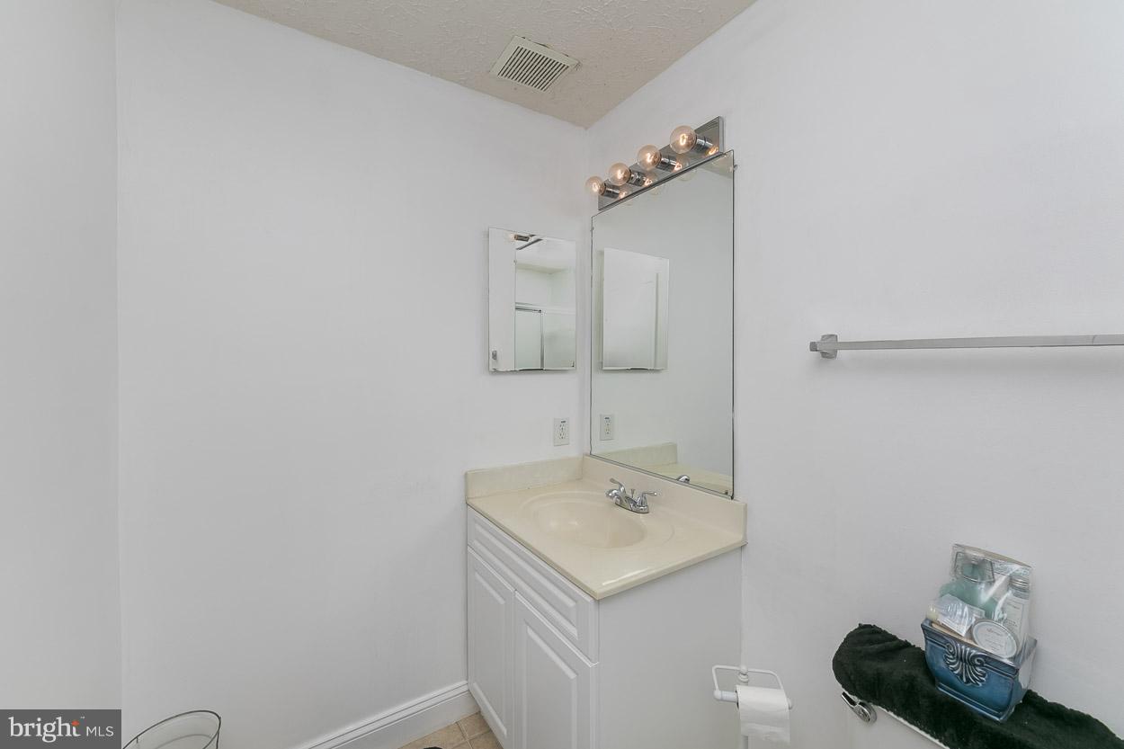 7614 Gladstone Road Baltimore, MD 21244 - Photo 21 of 23 Basement Bathroom
