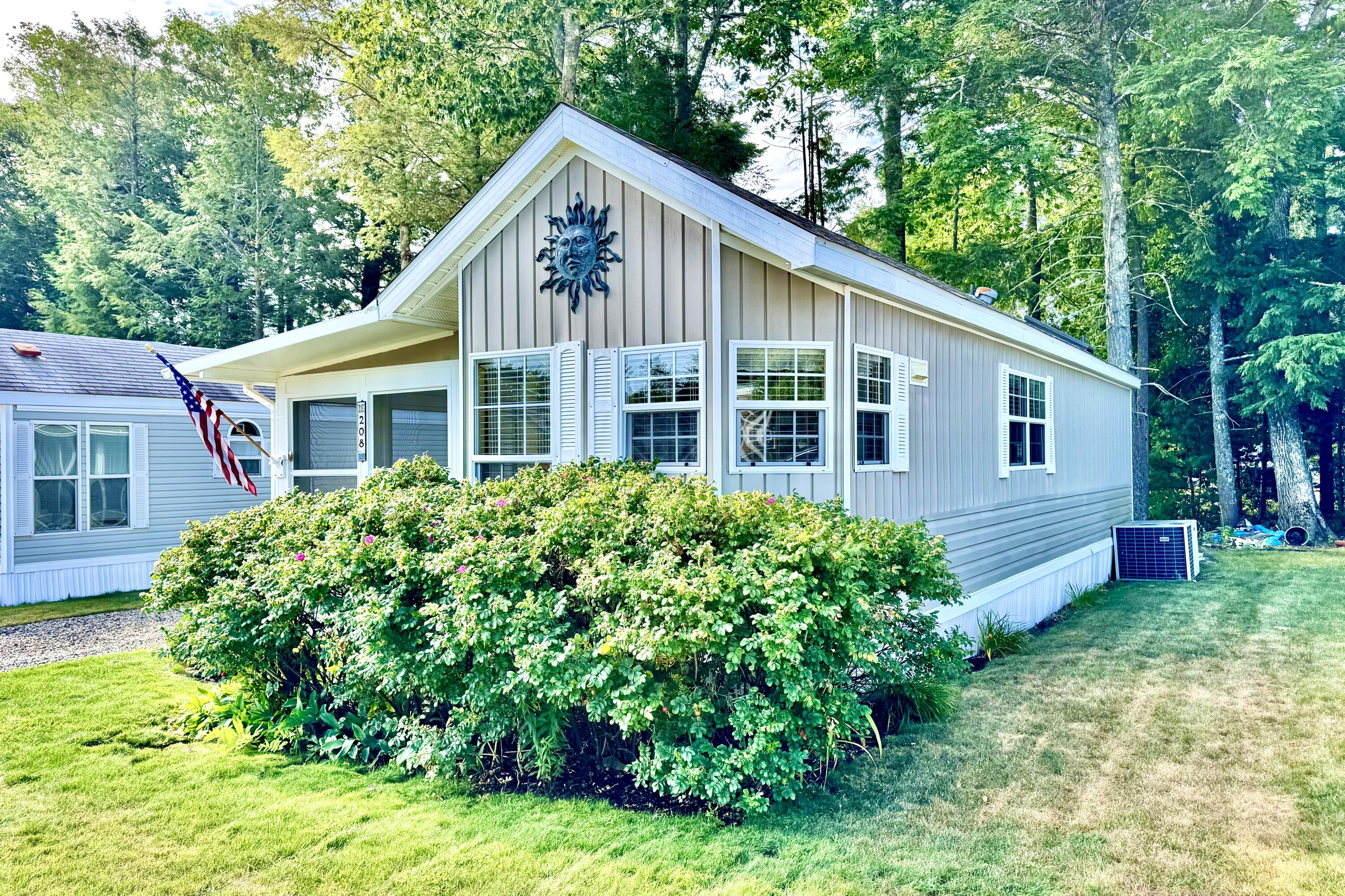 430 Post Road, Unit 208 Wells, ME 04090 - Photo 1 of 31 IMG_3303