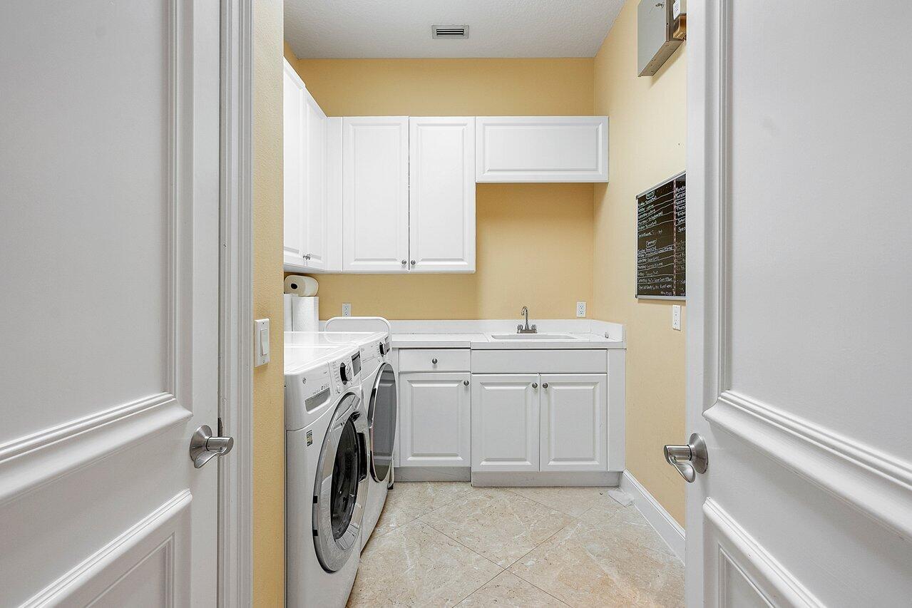 17641 Middlebrook Way Boca Raton, FL 33496 - Photo 46 of 59 Walk-in Laundry