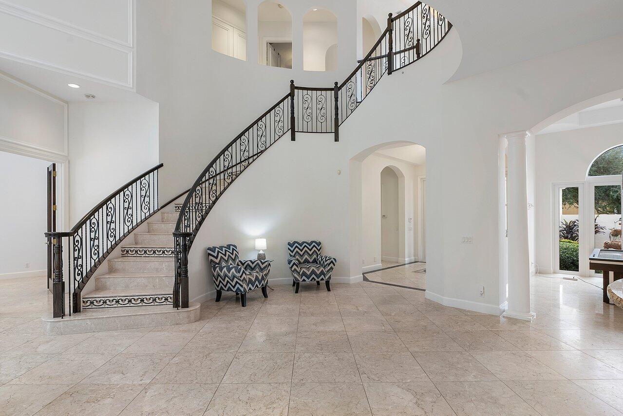 17641 Middlebrook Way Boca Raton, FL 33496 - Photo 8 of 59 Entry to Living Room