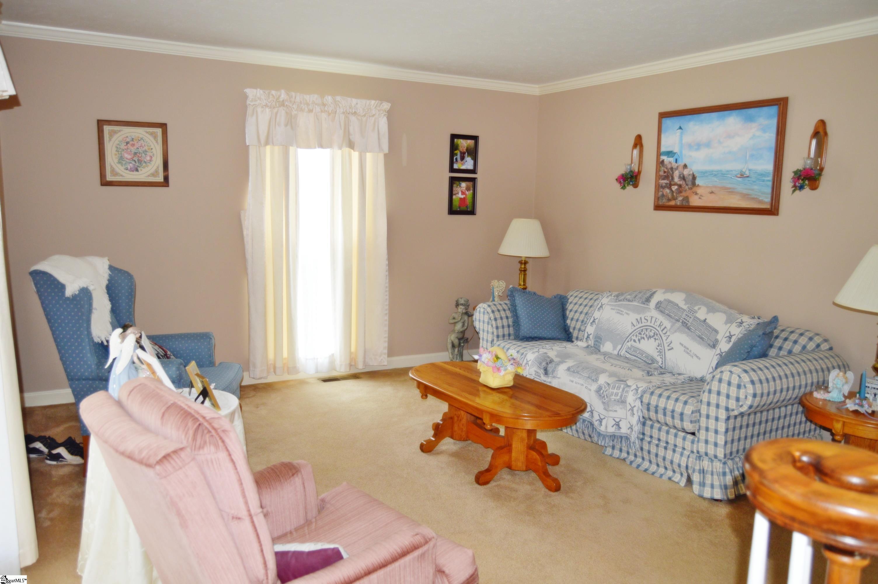 309 Cobblestone Road Greenville, SC 29615 - Photo 15 of 33 Gallery Image 15