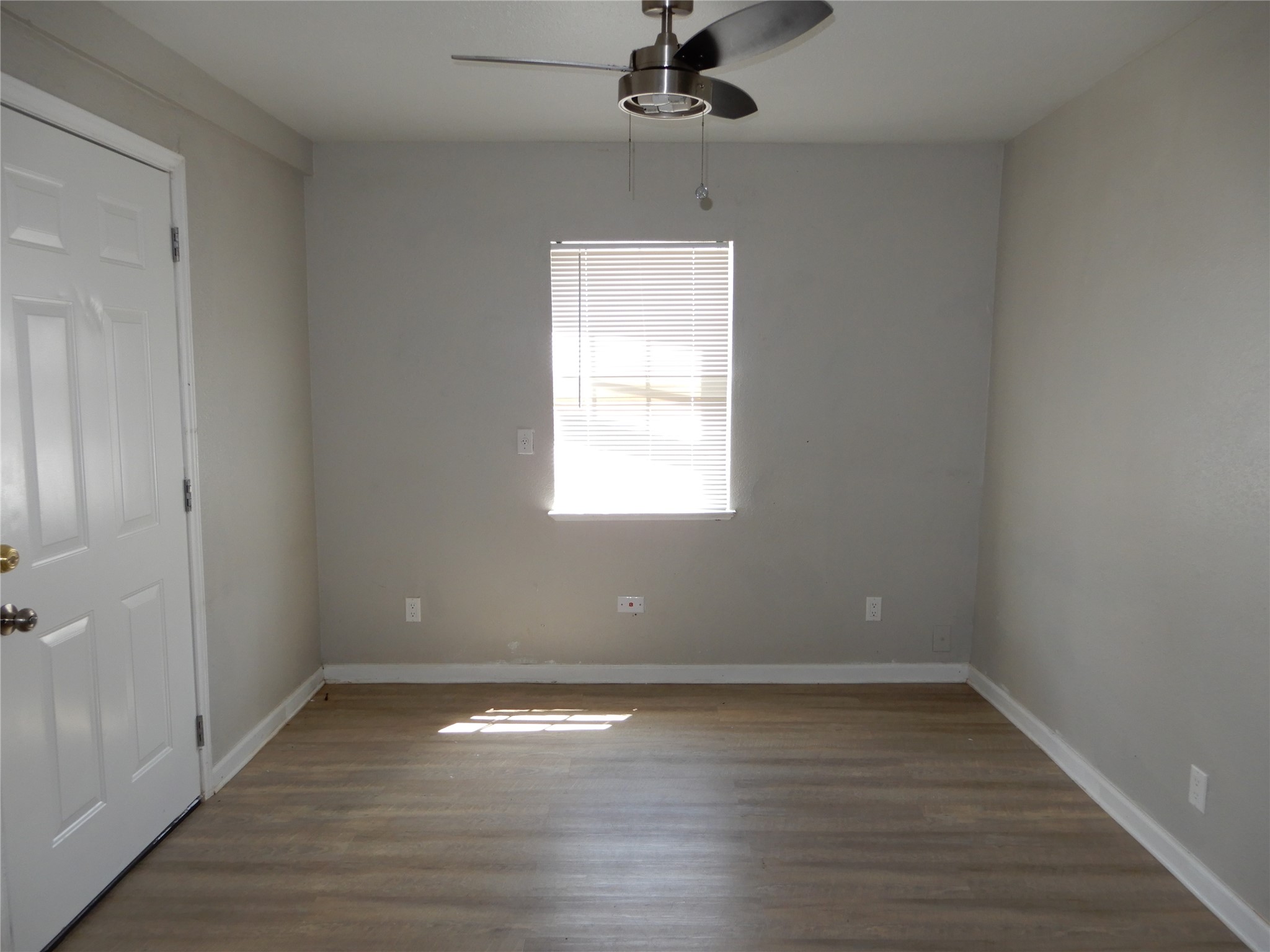 3804 Lelia Street, Unit A Houston, TX 77026 - Photo 3 of 14