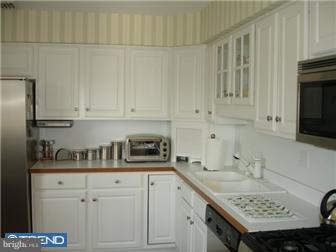 860 Medway Road Philadelphia, PA 19115 - Photo 8 of 12