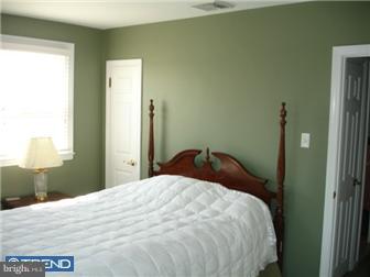 860 Medway Road Philadelphia, PA 19115 - Photo 10 of 12