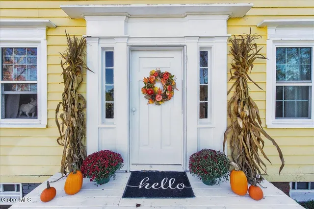 $369,900 | 3078 Highway 7, Pittstown, NY 12094