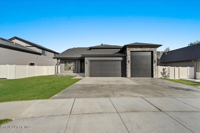 $1,099,000 | 9345 Secretariat Lane, Hayden, ID 83835