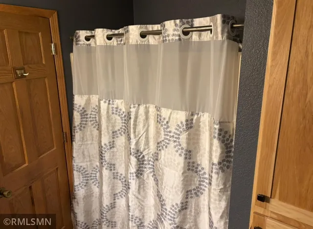 $399,000 | 205 Wacker Drive, Glencoe, MN 55336