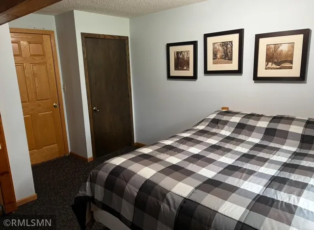 $399,000 | 205 Wacker Drive, Glencoe, MN 55336