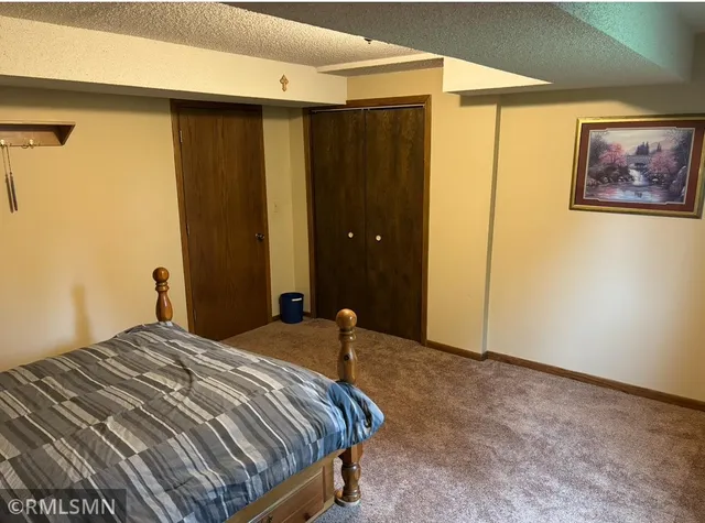 $399,000 | 205 Wacker Drive, Glencoe, MN 55336