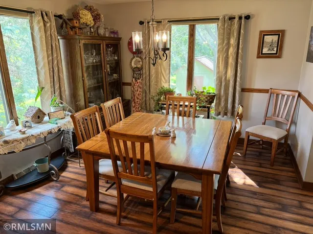 $399,000 | 205 Wacker Drive, Glencoe, MN 55336