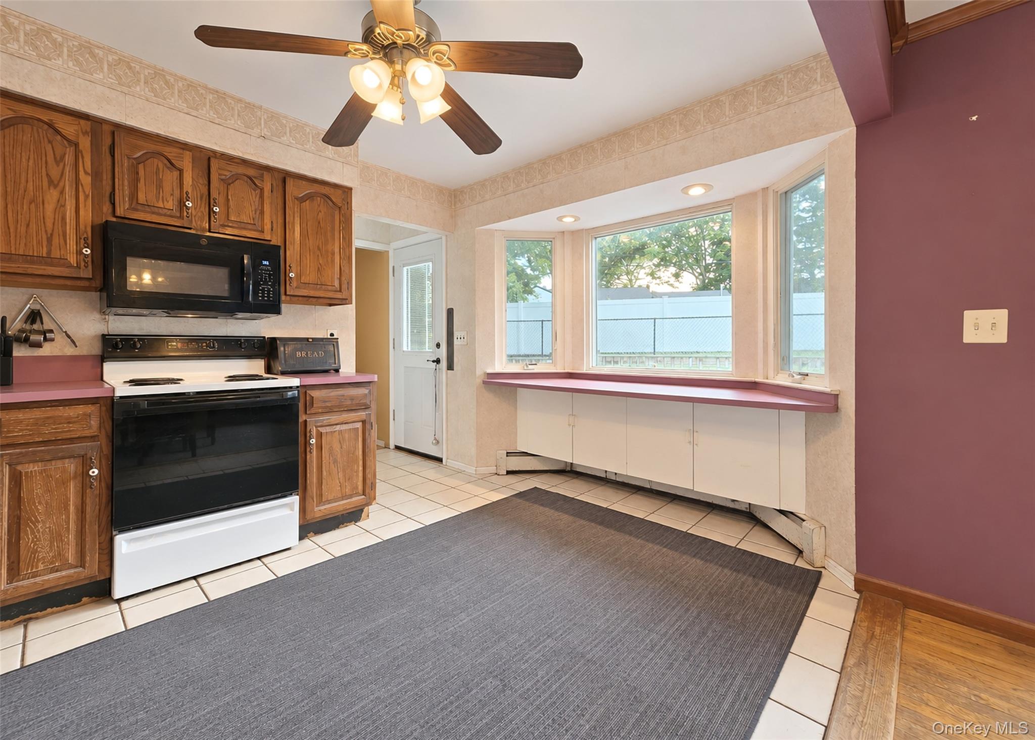 2 Renwick Road Ronkonkoma, NY 11779 - Photo 3 of 26 Gallery Image 3