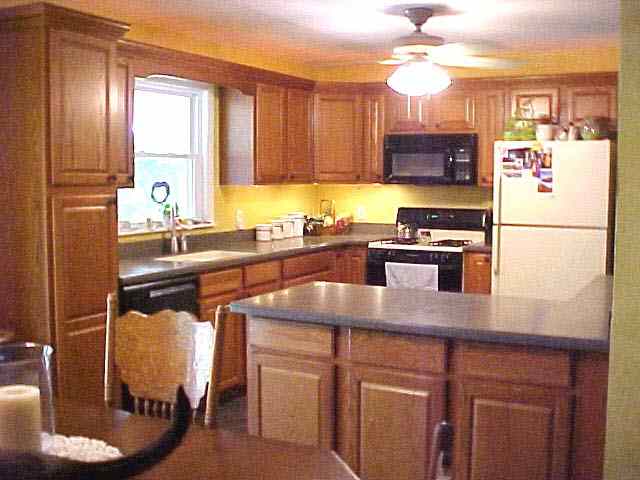 6139 North Hamilton Road Peoria, IL 61614 - Photo 6 of 8 Gallery Image 6