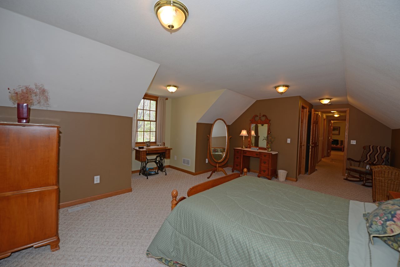 185 Fisher Road Traverse City, MI 49685 - Photo 29 of 43 1799446-29.JPG