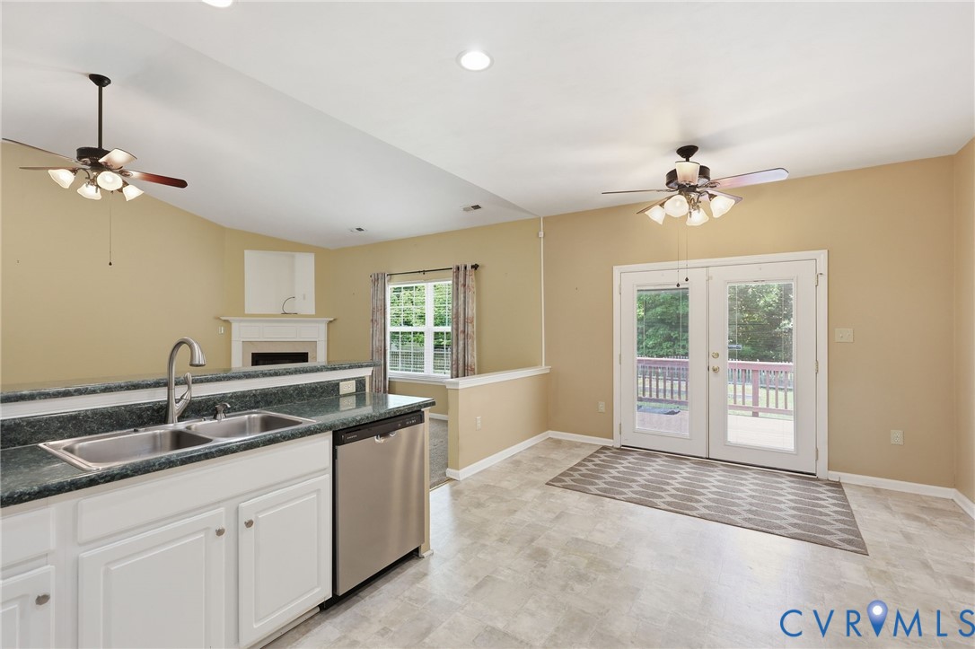14719 Clover Ridge Lane Chesterfield, VA 23832 - Photo 13 of 36 Kitchen sink with dual basins, stainless steel dis