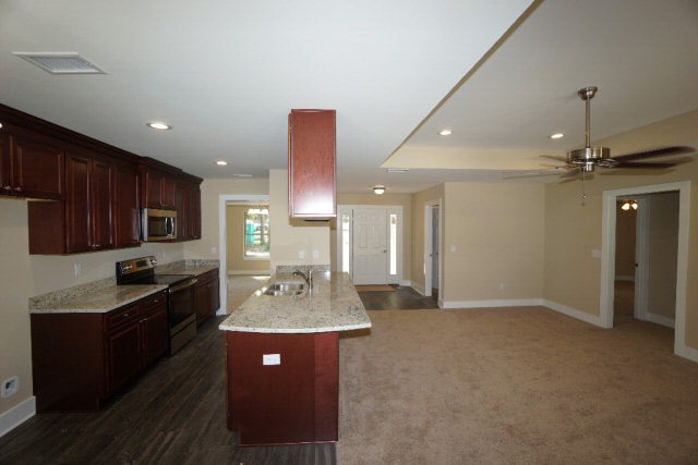 7655 Simmons Drive Foley, AL 36535 - Photo 4 of 11