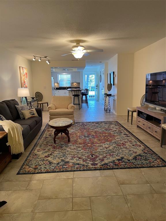 7 Dunoon Place, Unit 207 Dunedin, FL 34698 - Photo 8 of 49