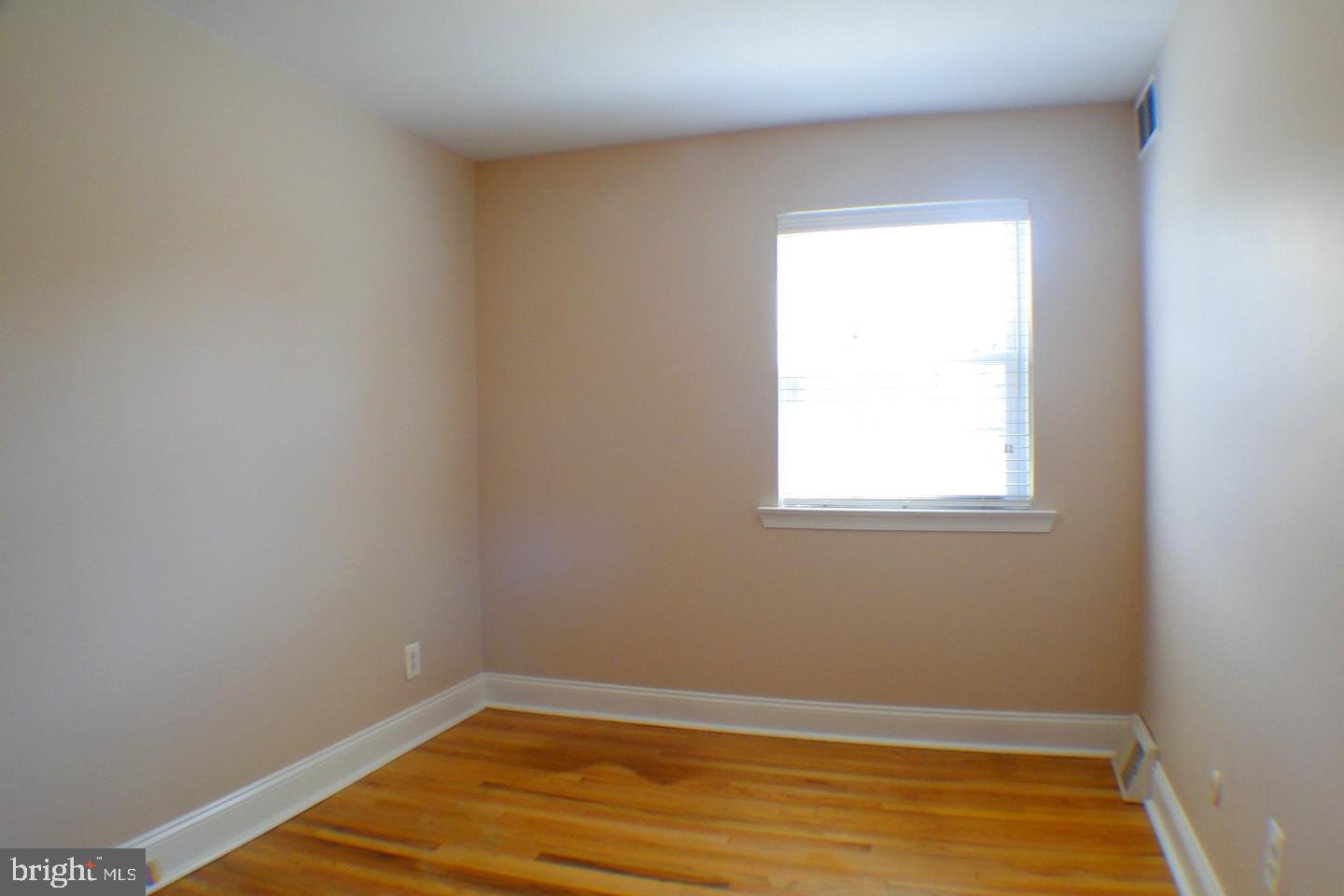 3072 Secane Place Philadelphia, PA 19154 - Photo 16 of 28