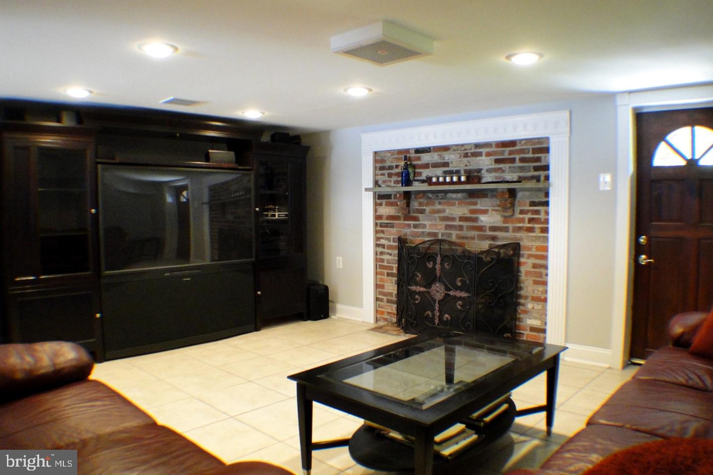 3072 Secane Place Philadelphia, PA 19154 - Photo 20 of 28