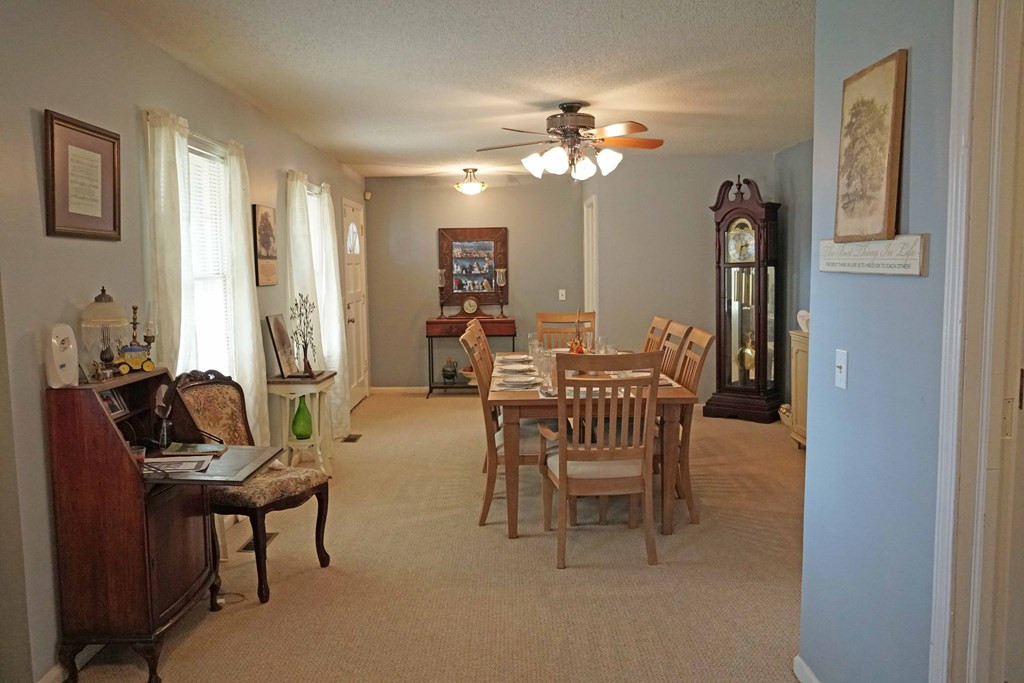 332 Crider Pond Road St. Matthews, SC 29135 - Photo 12 of 33 Gallery Image 12