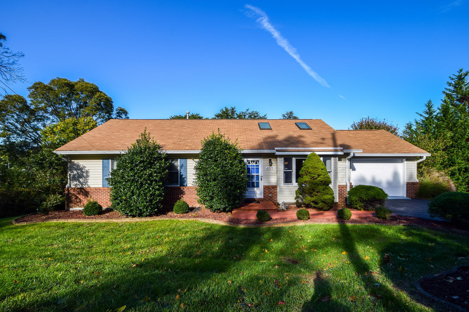4525 Grandin Road Southwest Roanoke, VA 24018 - Photo 1 of 32 1