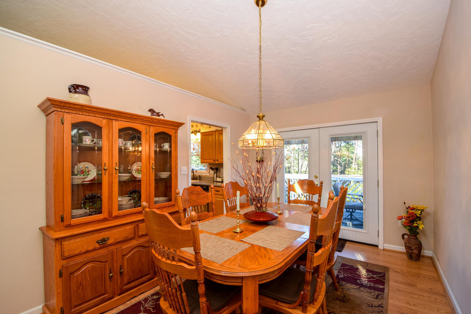 4525 Grandin Road Southwest Roanoke, VA 24018 - Photo 5 of 32 5