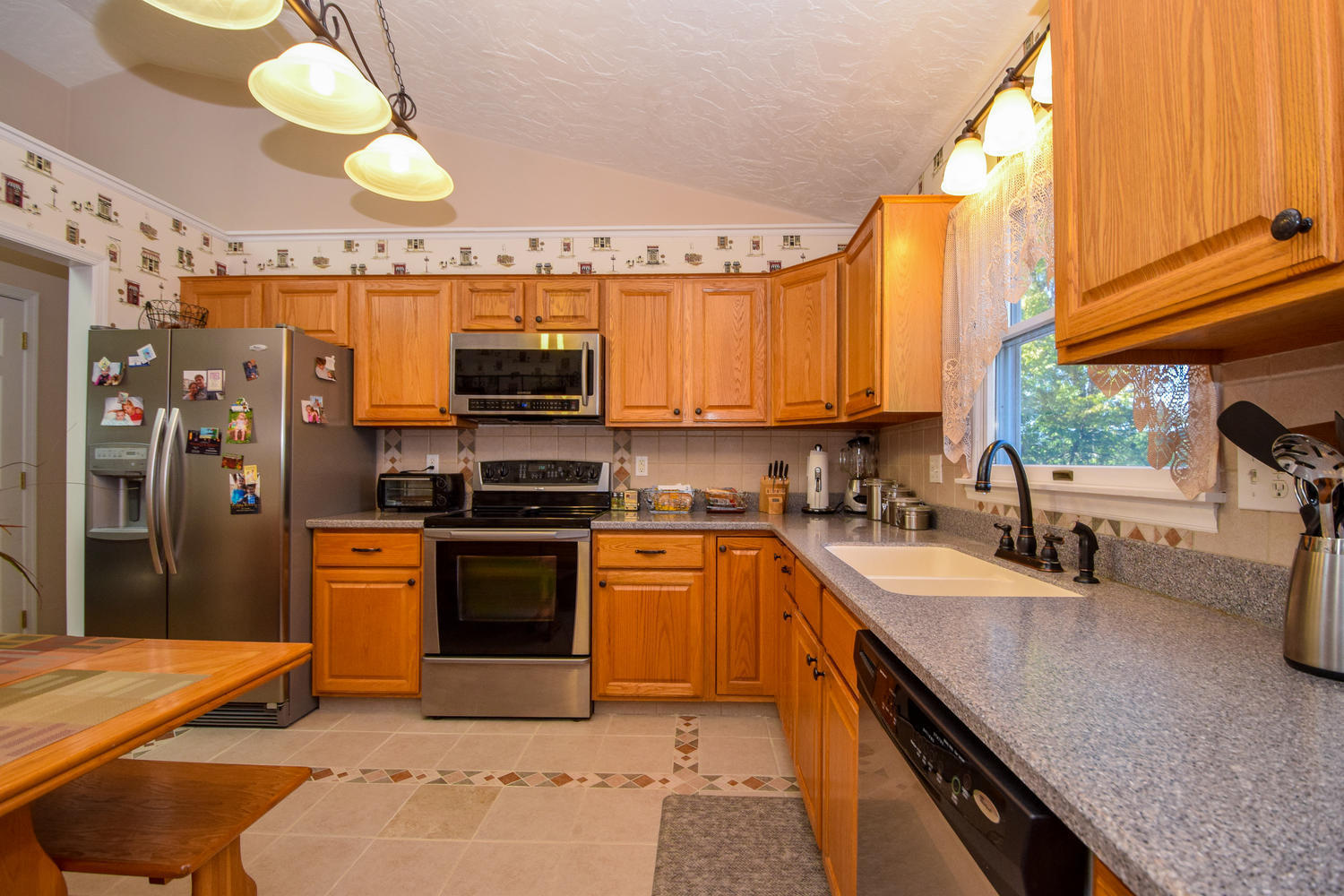 4525 Grandin Road Southwest Roanoke, VA 24018 - Photo 9 of 32 9