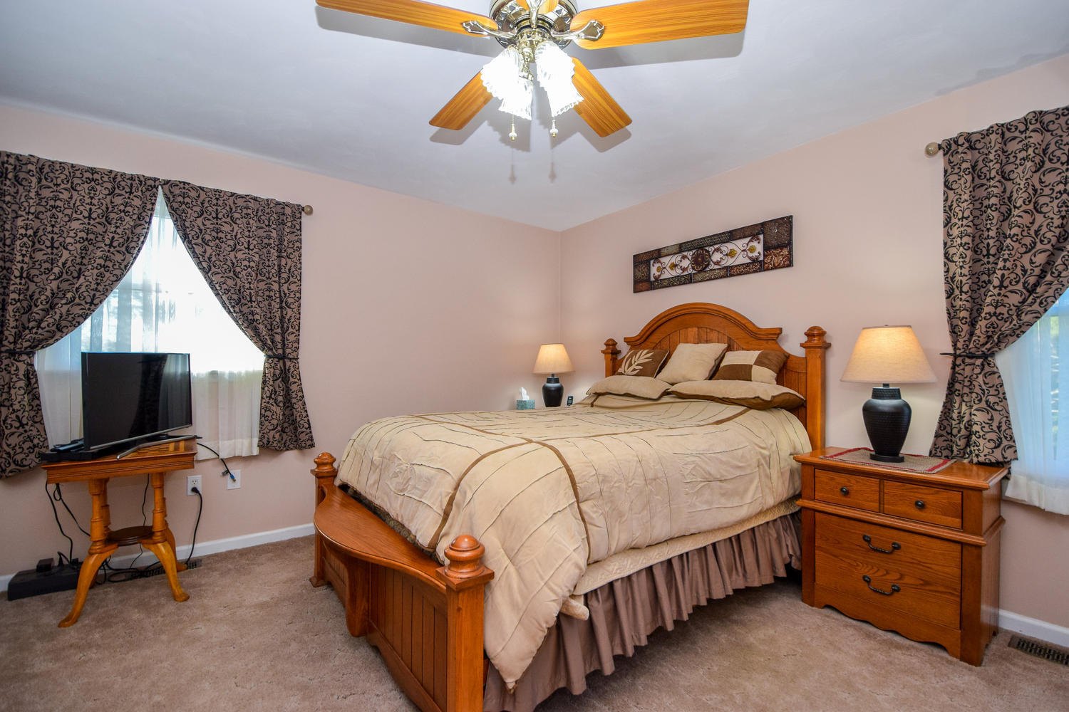 4525 Grandin Road Southwest Roanoke, VA 24018 - Photo 10 of 32 10