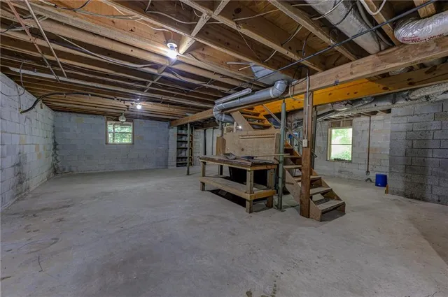 $489,500 | 3320 Sleepy Lane, Smyrna, GA 30080