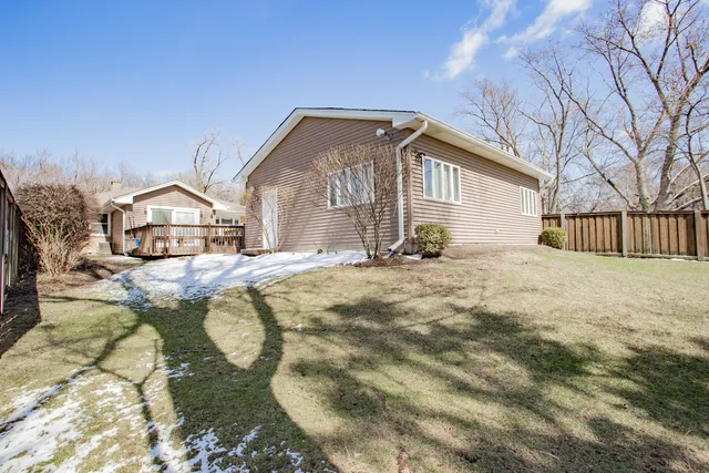 $499,000 | 2009 Dundee Road, Northbrook, IL 60062