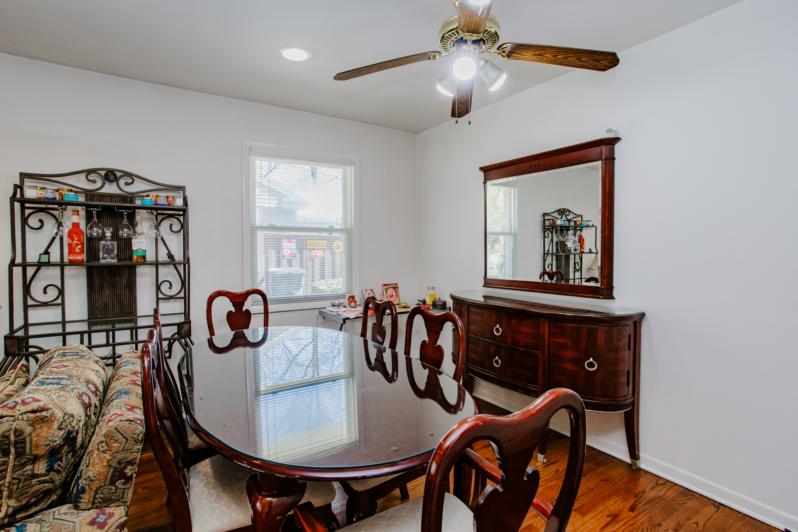 2009 Dundee Road Northbrook, IL 60062 - Photo 5 of 37