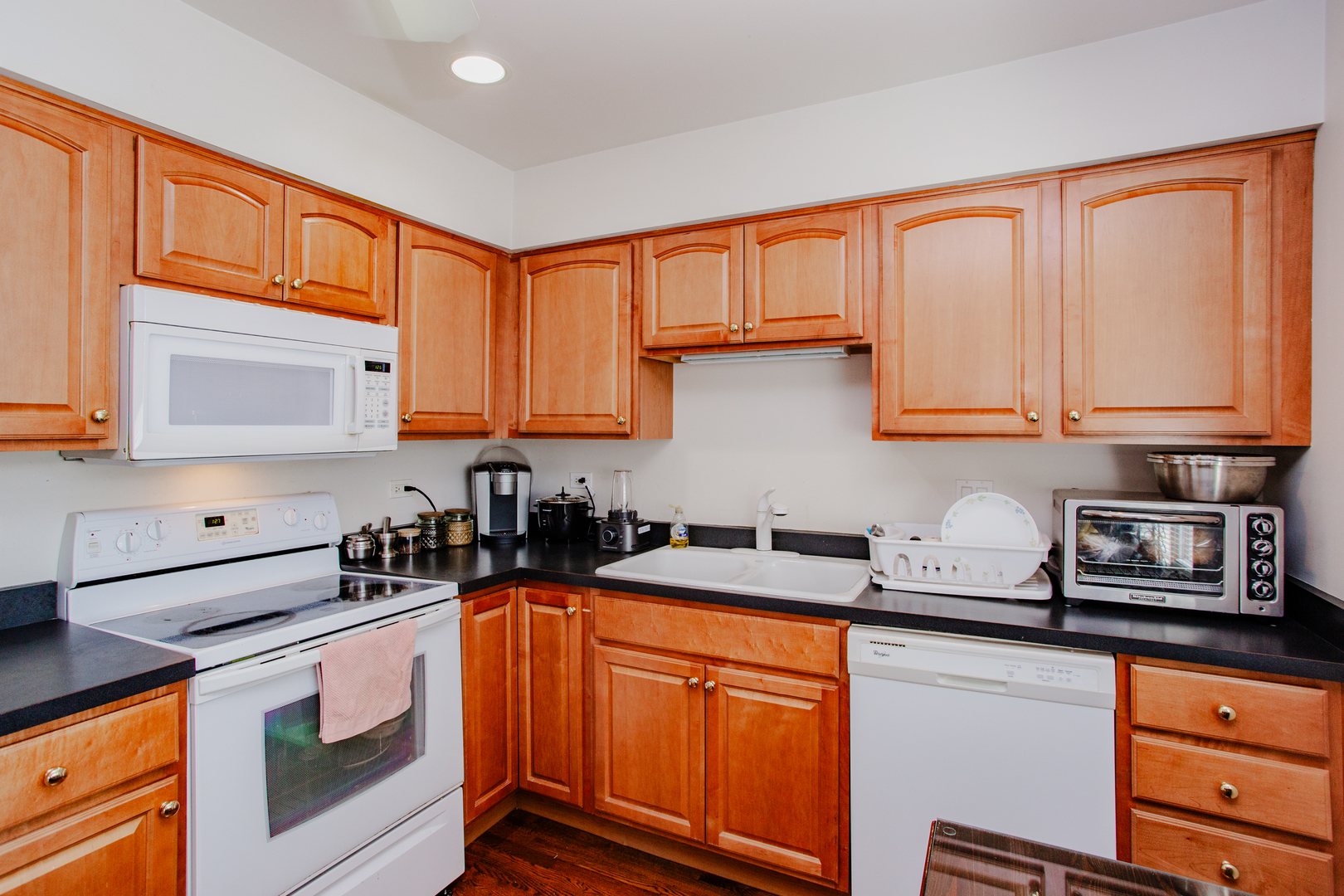 2009 Dundee Road Northbrook, IL 60062 - Photo 7 of 37