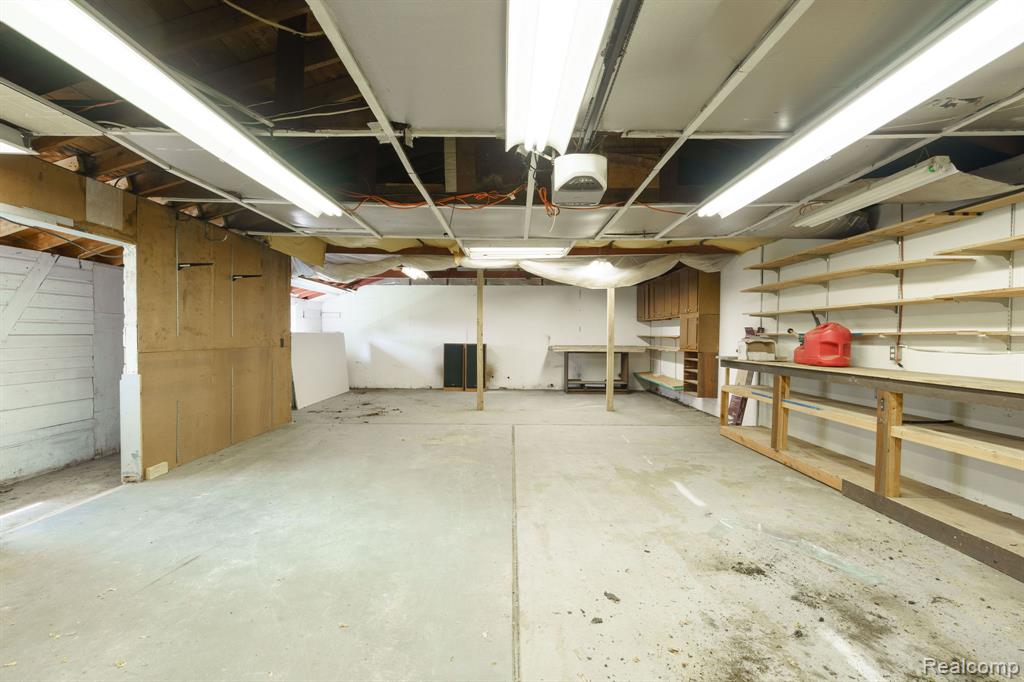 11357 Erdmann Road Sterling Heights, MI 48314 - Photo 46 of 50