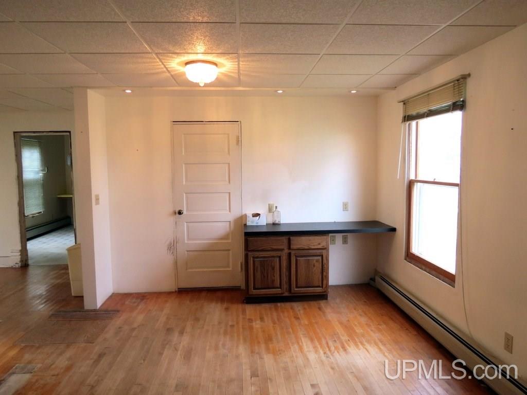 104 Queen Road Negaunee, MI 49866 - Photo 11 of 24