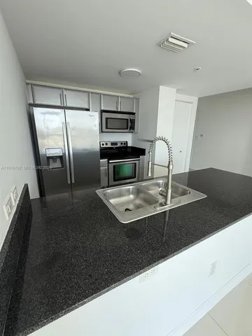 $2,800 | 1871 Northwest S River Drive, Unit 1503, Miami, FL 33125