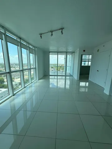 $2,800 | 1871 Northwest S River Drive, Unit 1503, Miami, FL 33125
