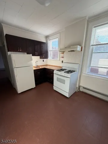 $2,100 | 141 Franklin Avenue, Nutley, NJ 07110