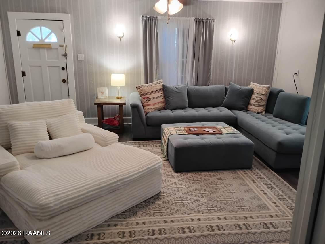 413 West 3rd Street Kaplan, LA 70548 - Photo 2 of 13 image000007