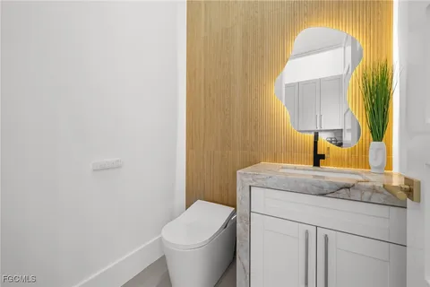 $2,125,000 | 5333 Majestic Court, Cape Coral, FL 33904