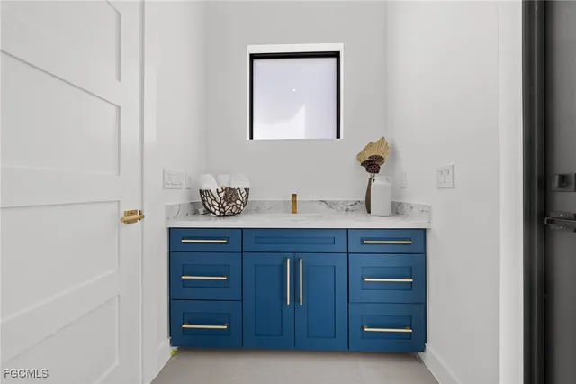 $2,099,900 | 5333 Majestic Court, Cape Coral, FL 33904