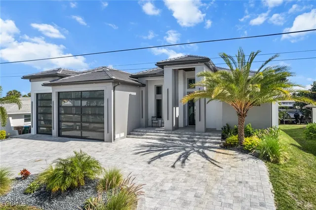 $2,099,900 | 5333 Majestic Court, Cape Coral, FL 33904