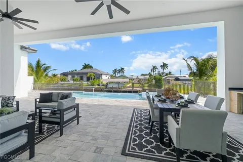 $2,125,000 | 5333 Majestic Court, Cape Coral, FL 33904