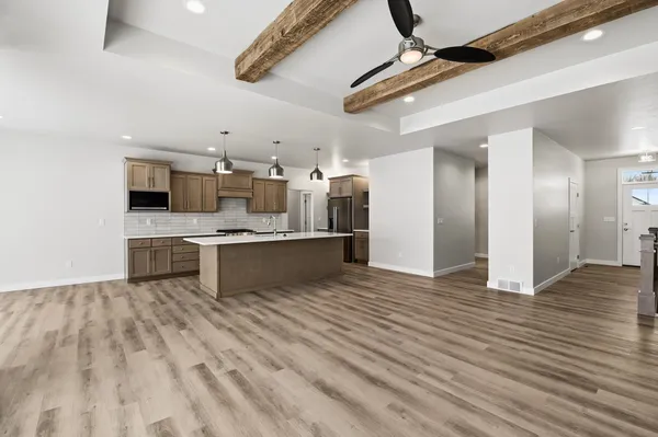 $714,900 | 2712 Creekwood Circle, Green Bay, WI 54311