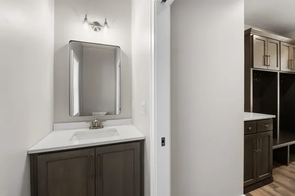 $714,900 | 2712 Creekwood Circle, Green Bay, WI 54311