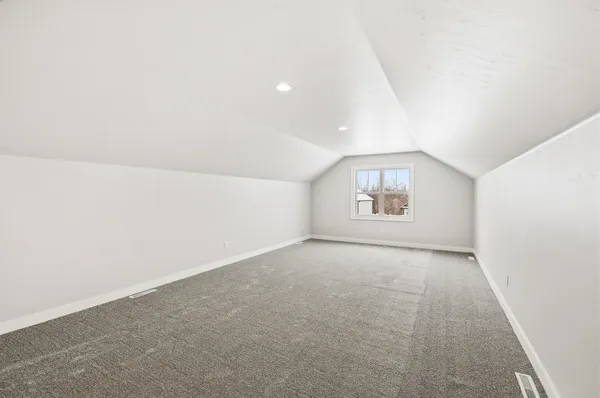 $714,900 | 2712 Creekwood Circle, Green Bay, WI 54311