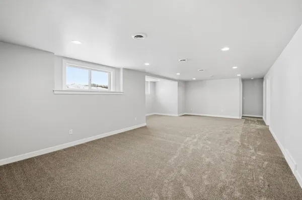 $714,900 | 2712 Creekwood Circle, Green Bay, WI 54311