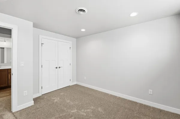 $714,900 | 2712 Creekwood Circle, Green Bay, WI 54311