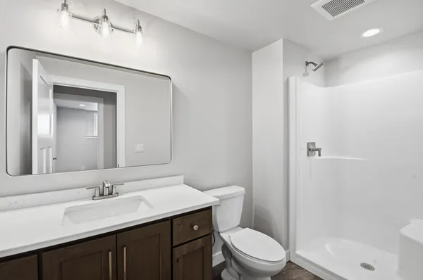 $714,900 | 2712 Creekwood Circle, Green Bay, WI 54311