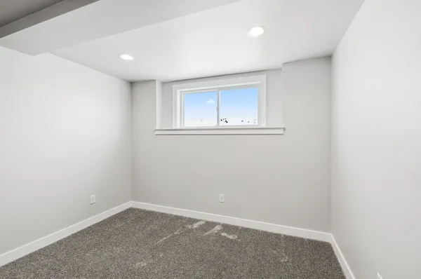 $714,900 | 2712 Creekwood Circle, Green Bay, WI 54311