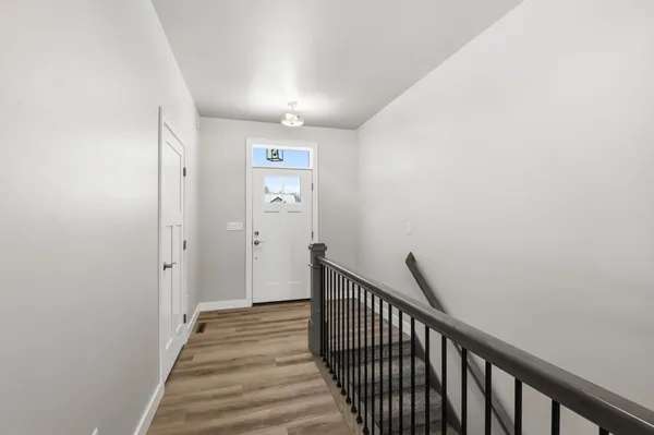 $714,900 | 2712 Creekwood Circle, Green Bay, WI 54311